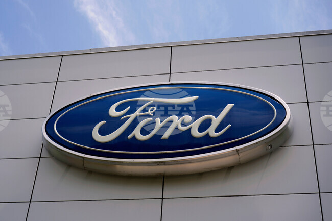 Ford-Rearview Recall