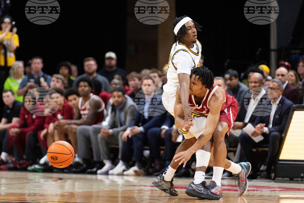 APTOPIX Arkansas Missouri Basketball