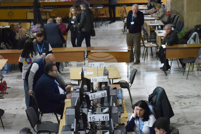 Благоевград - Парламентарни избори - изборни книжа - предаване