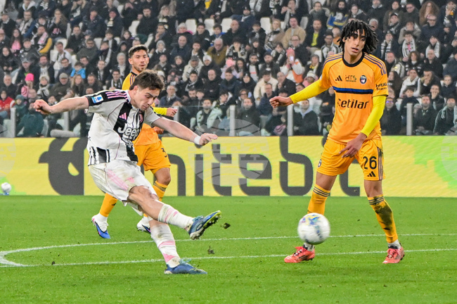 Ювентус победи като домакин Пиза, Росен Божинов не влезе в игра за гостите