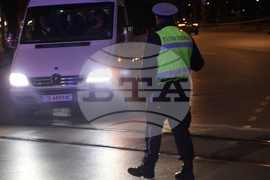 НДК - изборен център - изборни книжа - полиция