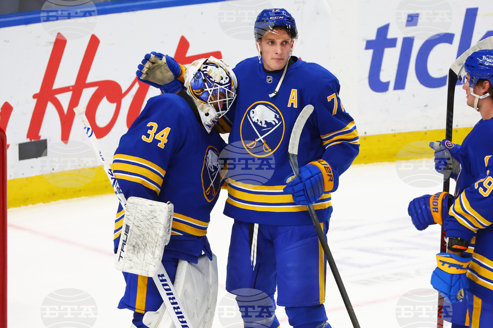 Predators Sabres Hockey