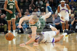 Jazz Bucks Basketball