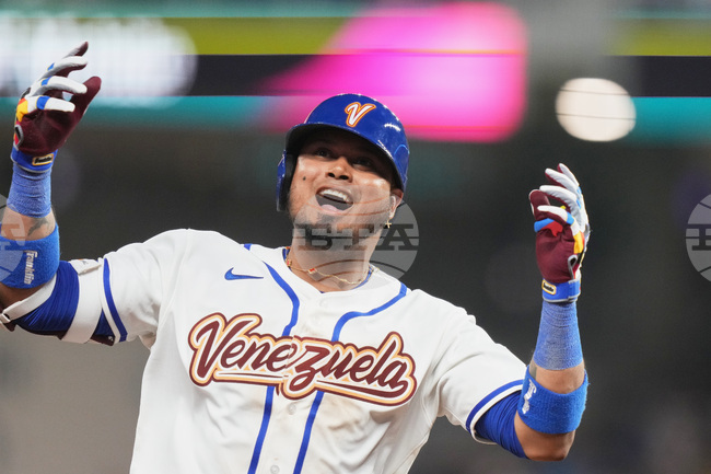 APTOPIX WBC Israel Venezuela Baseball