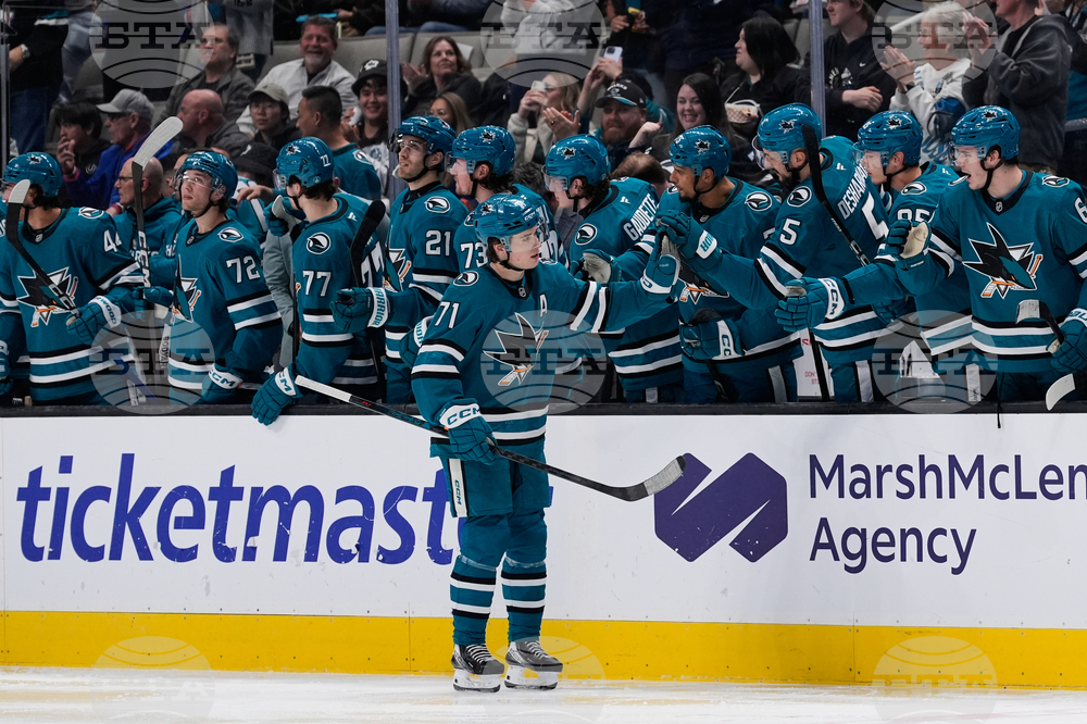 Islanders Sharks Hockey