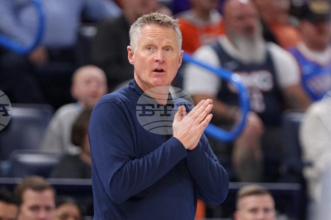 Старши треньорът Стив Кър смята, че Голдън Стейт е сигурен участник в плей-ин турнира на НБА