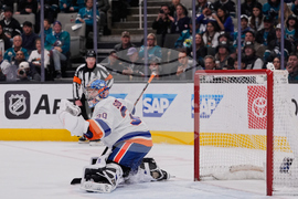 Islanders Sharks Hockey