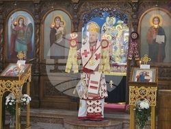 Русе - храм „Свети Архангел Михаил“ - литургия - епископ Макарий 