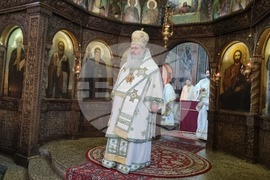 Търговище - Василиева света Литургия - митрополит Йоан