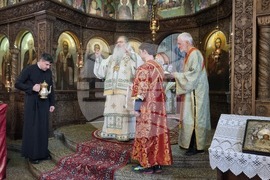 Търговище - Василиева света Литургия - митрополит Йоан