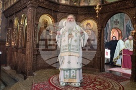 Търговище - Василиева света Литургия - митрополит Йоан