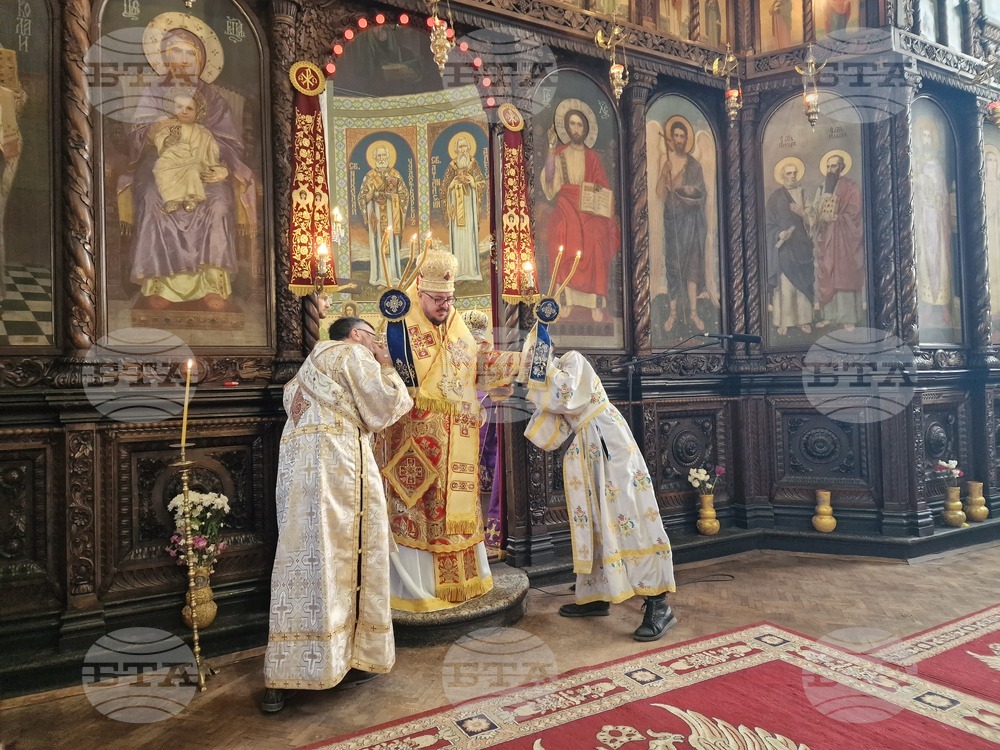 Стара Загора - Митрополит Киприан - юбилей - литургия