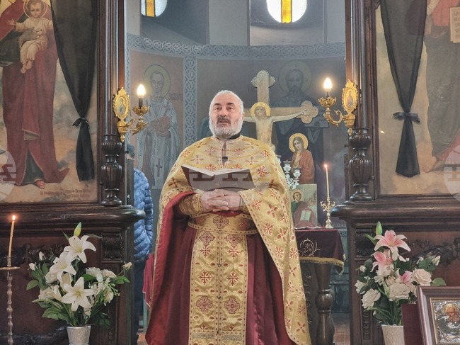 Добрич - неделна литургия