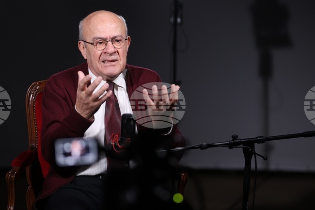 Минчо Минчев в „Час ЛИК“ на БТА: Критичността е само към хора, които могат