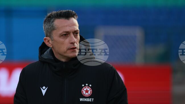 "Когато побеждаваш с 3:0 в Стара Загора, трябва да бъдеш доволен", каза старши треньорът на ЦСКА Христо Янев