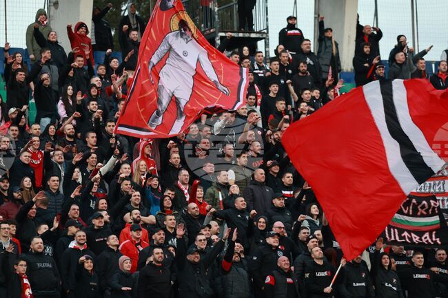 Феновете на ЦСКА ще плащат по 5 евро, за да гледат госутаването на Монтана