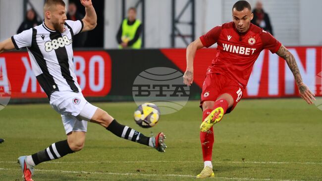 Макс Ебонг бе титуляр при победа на Беларус над Армения в контрола