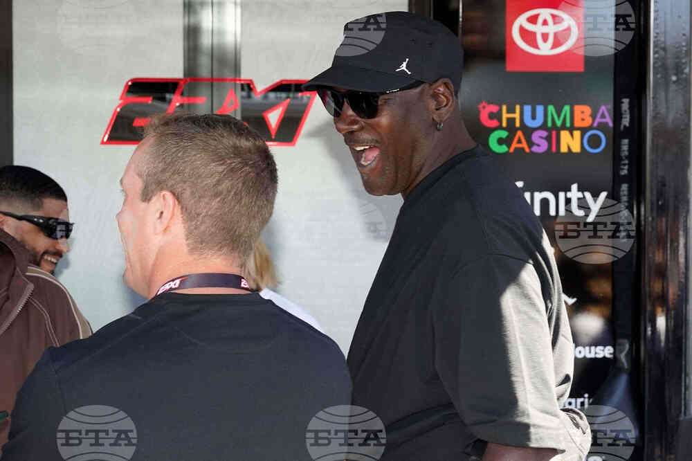 NASCAR Phoenix Auto Racing