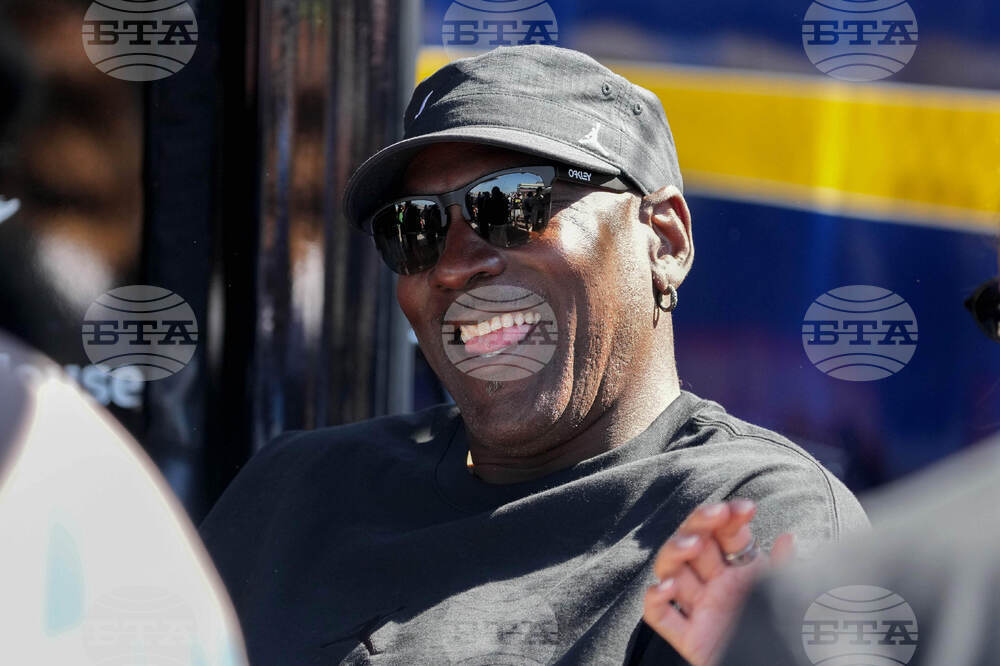 NASCAR Phoenix Auto Racing