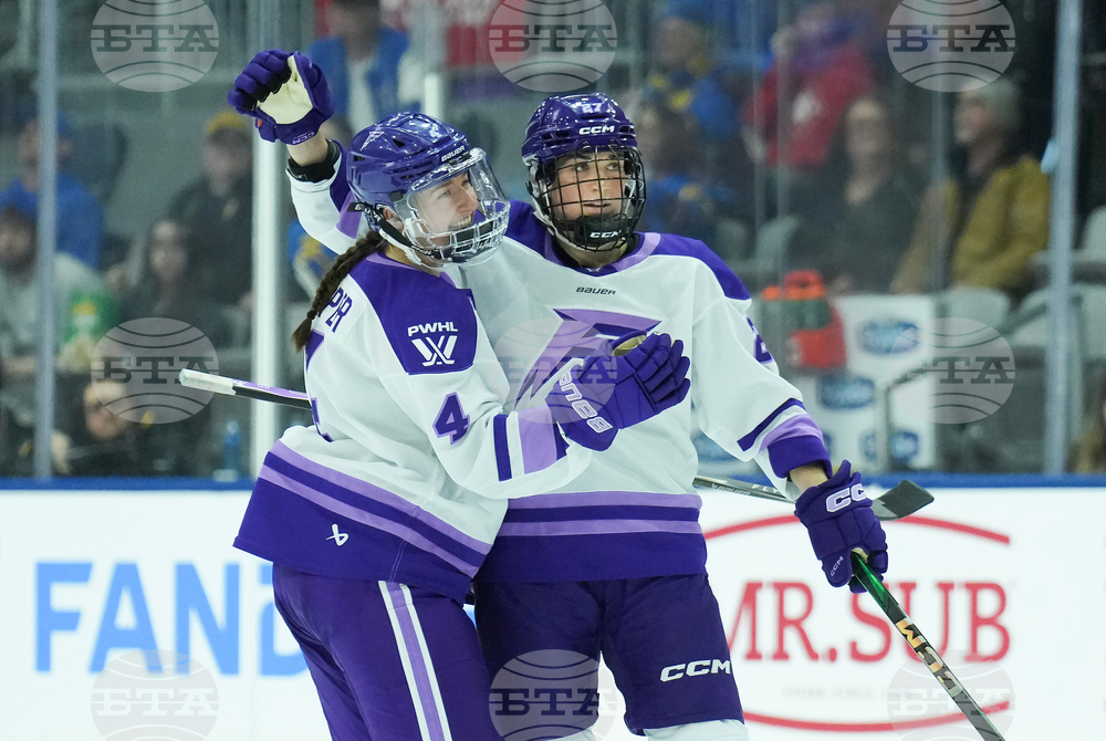 PWHL Sceptres Frost Hockey