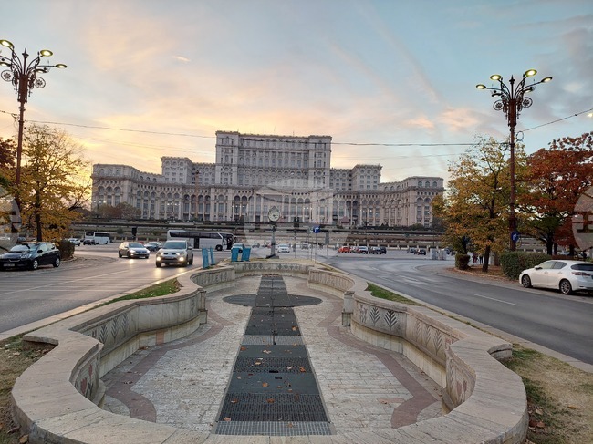 Жалба срещу румънския премиер от депутат от една от управляващите партии предизвика напрежение в коалицията, съобщават местните медии