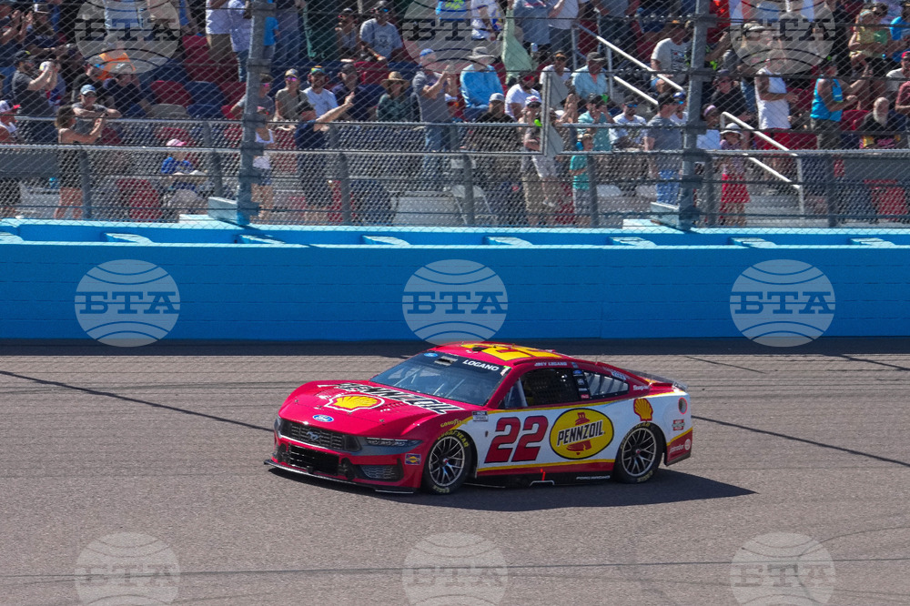 NASCAR Phoenix Auto Racing