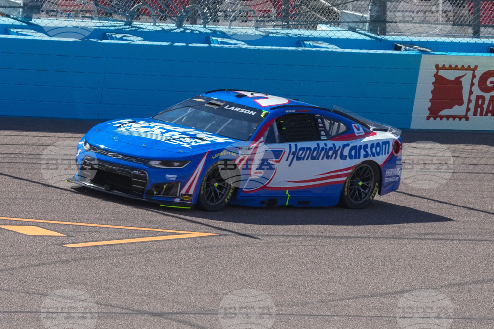 NASCAR Phoenix Auto Racing