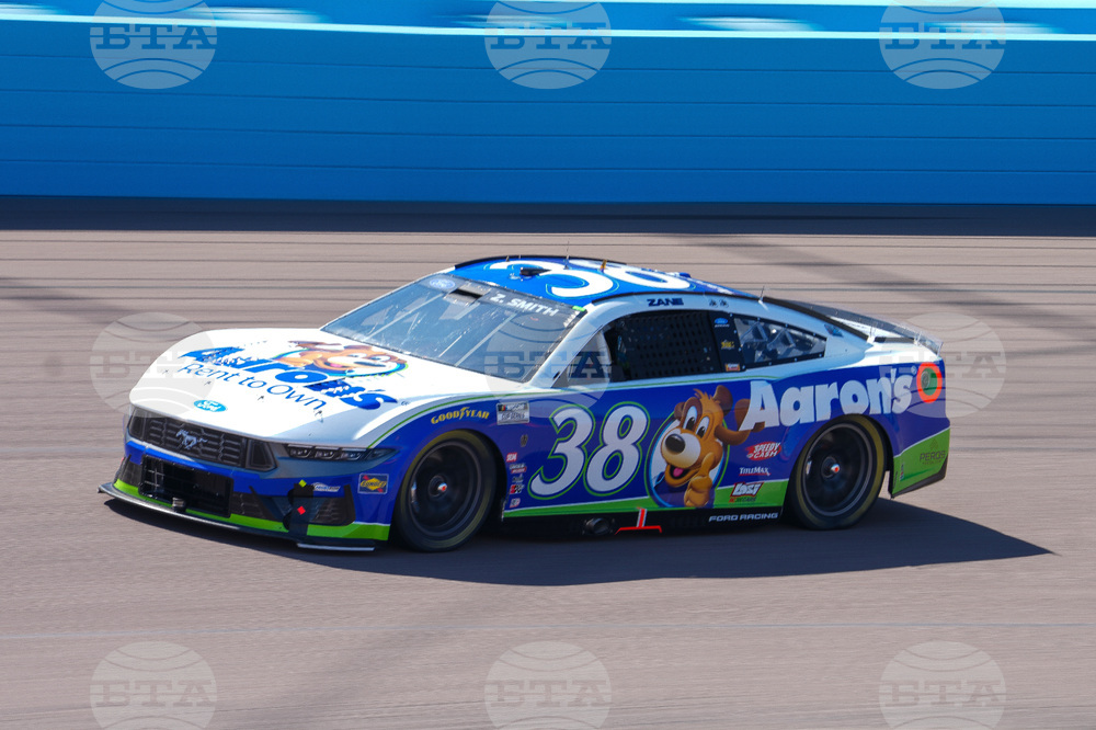 NASCAR Phoenix Auto Racing
