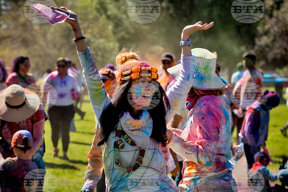 APTOPIX US Holi Festival