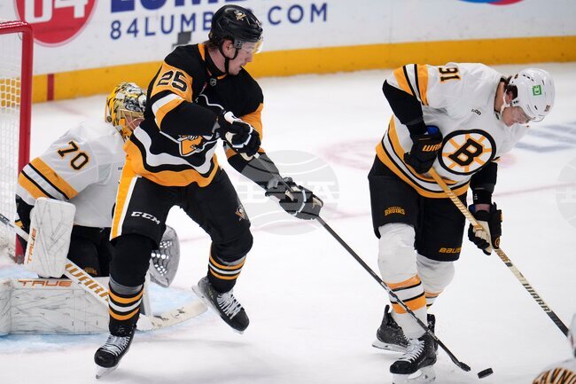 Bruins Penguins Hockey