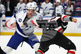 Lightning Sabres Hockey