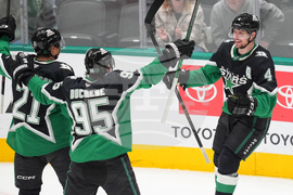 Blackhawks Stars Hockey