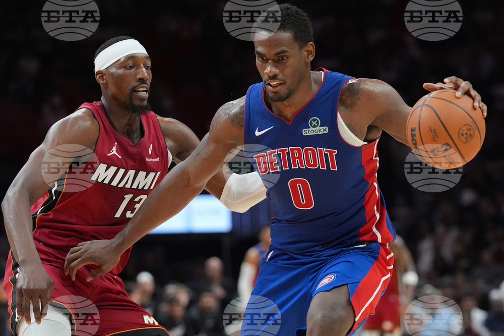 Pistons Heat Basketball