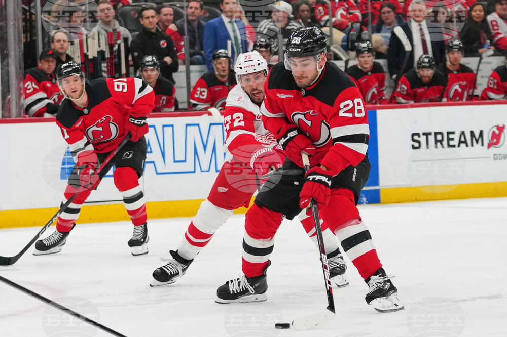 Red Wings Devils Hockey