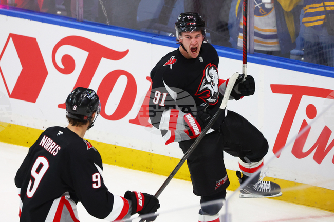 Бъфало Сейбърс триумфира в трилър с 15 гола срещу Тампа Бей Лайтнинг в мач от НХЛ