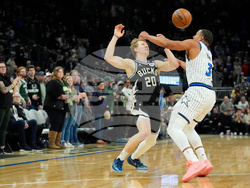 Magic Bucks Basketball
