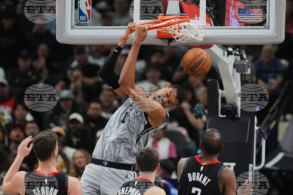 APTOPIX Rockets Spurs Basketball