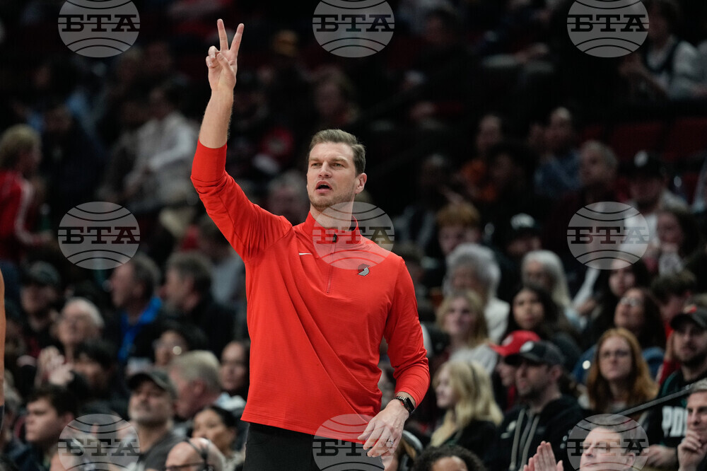 Pacers Trail Blazers Basketball