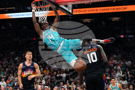 APTOPIX Hornets Suns Basketball