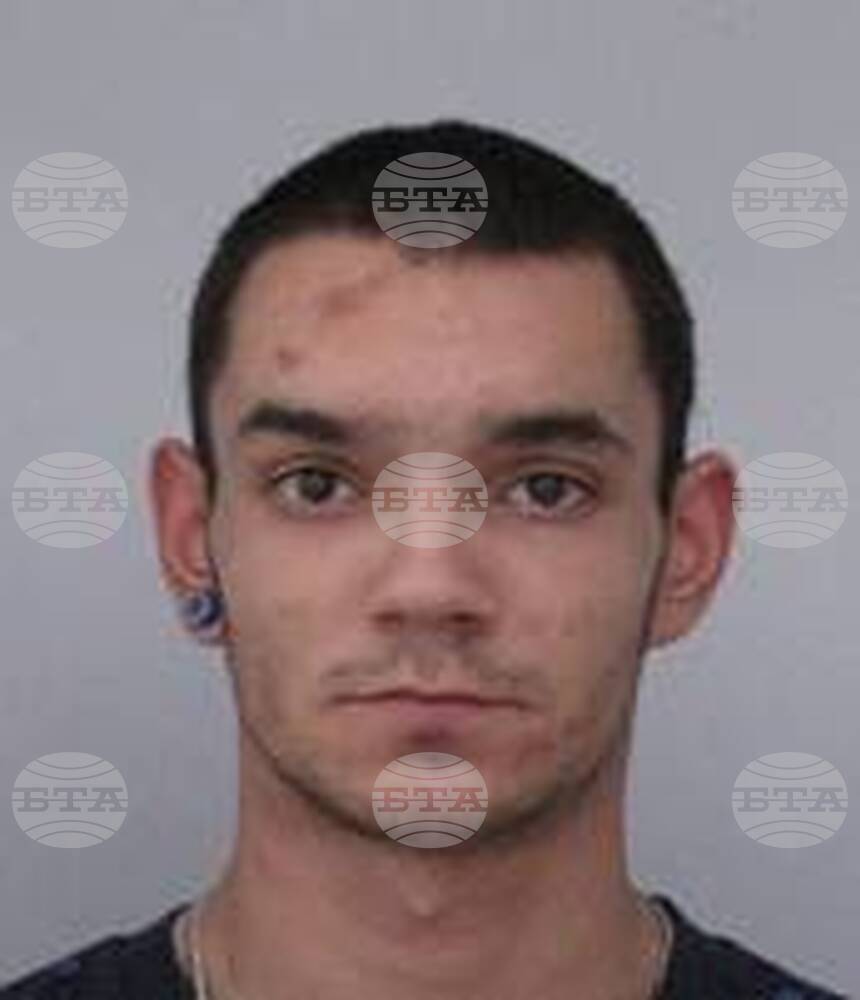 Полицията в Шумен издирва 26-годишен мъж от града