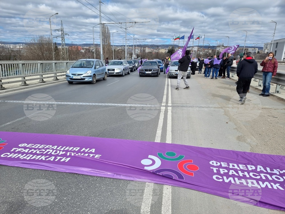 Варна - КНСБ - градски транспорт - протест