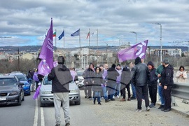 Варна - КНСБ - градски транспорт - протест