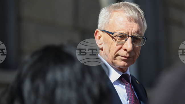 Ако няма удължителен закон за бюджета България остава без яснота как ще се изплащат заплати и пенсии, каза Николай Денков от ПП-ДБ