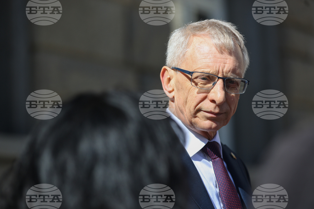 Николай Денков - изявление