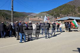 Село Буново - поход в памет на жертвите от атентат - партия „Възраждане“