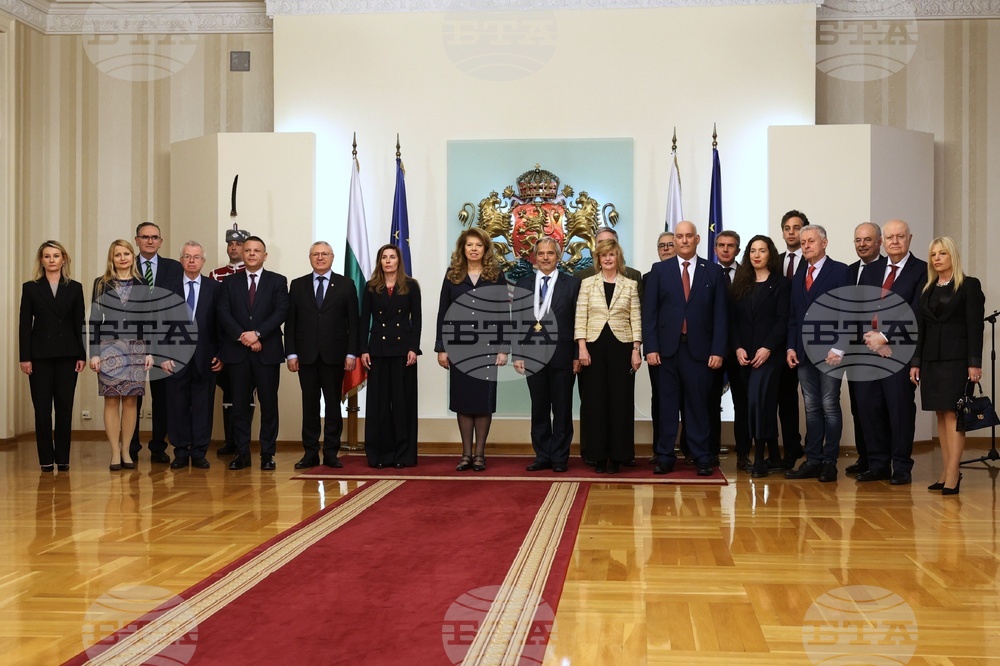Президентство - орден „Мадарски конник“ - награждаване