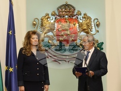 Президентство - орден „Мадарски конник“ - награждаване