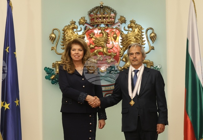 President Iotova Honours Argentina's Ambassador Zothner Meyer