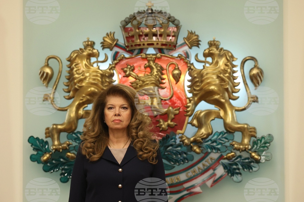 Bulgaria Faced with New Political Situation After Elections, President Says during Government Talks with Progressive Bulgaria