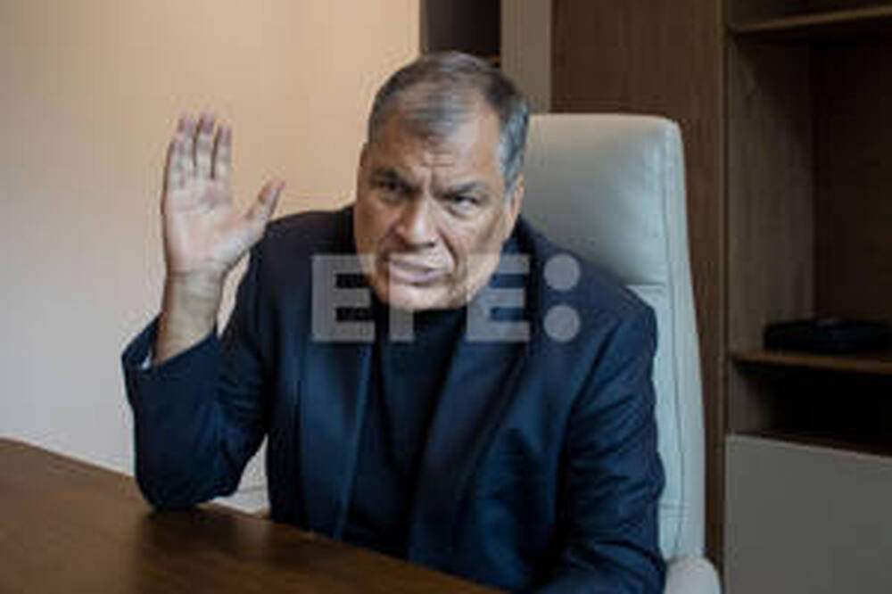 ЕФЕ: Дейността на партията на бившия еквадорски президент Рафаел Кореа е спряна за 9 месеца заради разследване за пране на пари 